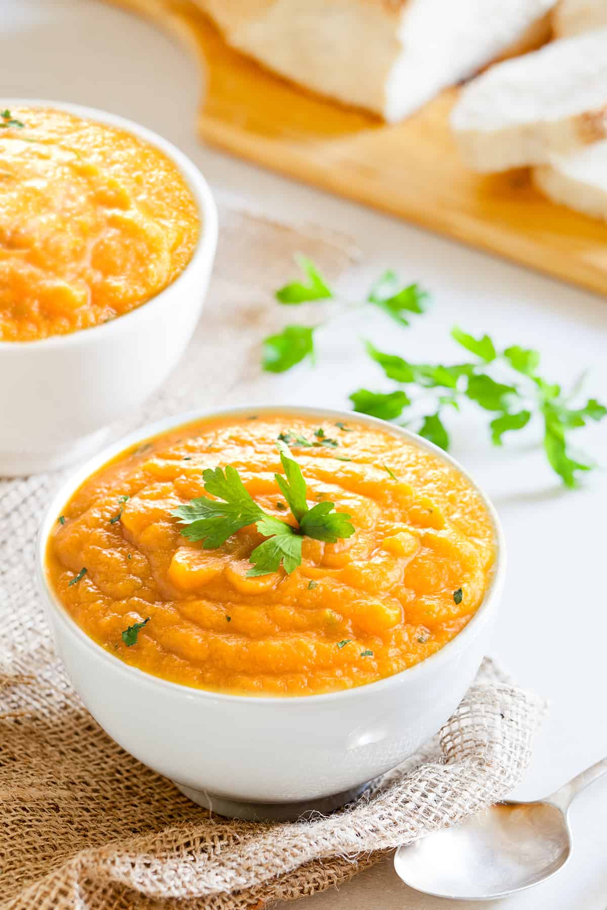 Healthy Carrot Coriander Soup: Low Fat & Immunity Boosting
